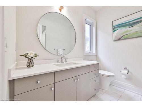 2301 Charles Cornwall Avenue, Oakville, ON - Indoor Photo Showing Bathroom