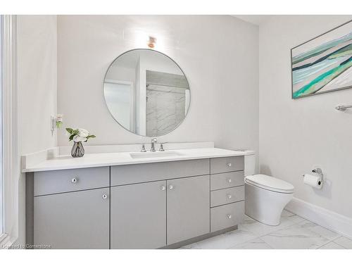 2301 Charles Cornwall Avenue, Oakville, ON - Indoor Photo Showing Bathroom