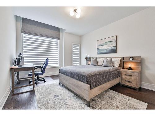 2301 Charles Cornwall Avenue, Oakville, ON - Indoor Photo Showing Bedroom