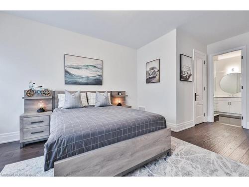 2301 Charles Cornwall Avenue, Oakville, ON - Indoor Photo Showing Bedroom