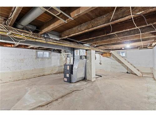 150 Albany Avenue, Hamilton, ON - Indoor Photo Showing Basement