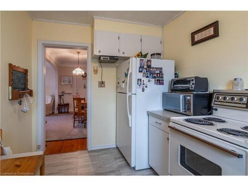 407C-5 East 36Th Street, Hamilton, ON - Indoor Photo Showing Kitchen