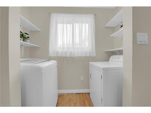 263 Orkney Street W, Caledonia, ON - Indoor Photo Showing Laundry Room