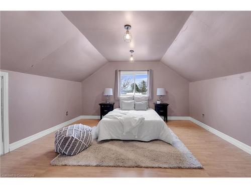 263 Orkney Street W, Caledonia, ON - Indoor Photo Showing Bedroom