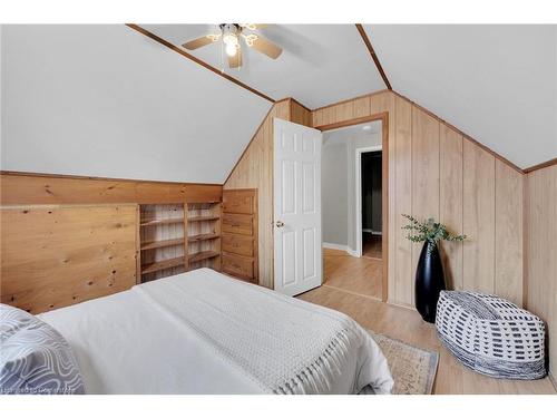 263 Orkney Street W, Caledonia, ON - Indoor Photo Showing Bedroom