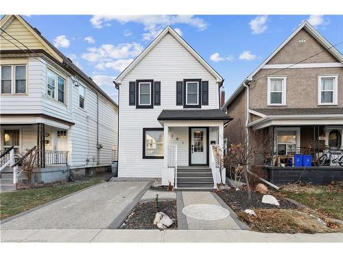 201 Rosslyn Avenue N, Hamilton, ON - Outdoor With Facade