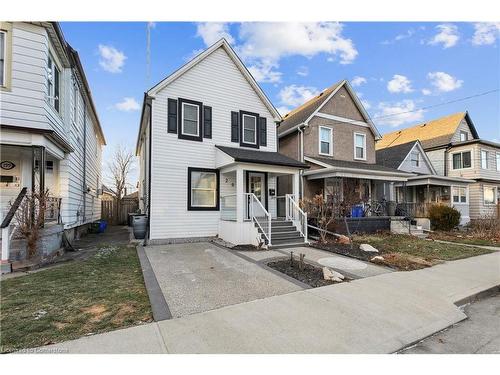 201 Rosslyn Avenue N, Hamilton, ON - Outdoor With Facade