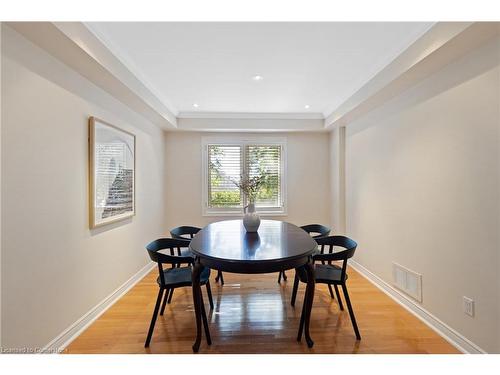 126 Brant Street, Oakville, ON - Indoor Photo Showing Dining Room