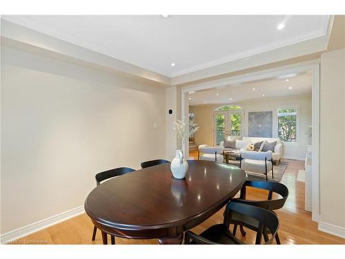 126 Brant Street, Oakville, ON - Indoor Photo Showing Dining Room