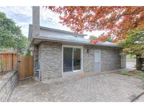 2141 Cartier Crescent, Burlington, ON - Outdoor