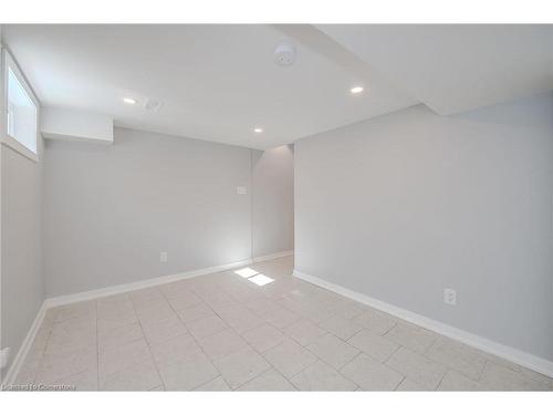 5 Lewis Street, Hamilton, ON - Indoor Photo Showing Other Room