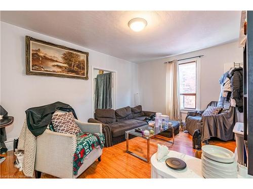 55 Cannon Street W, Hamilton, ON - Indoor Photo Showing Living Room