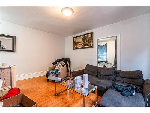 55 Cannon Street W, Hamilton, ON - Indoor Photo Showing Living Room