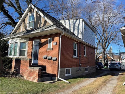 1028 Main Street W, Hamilton, ON - Outdoor