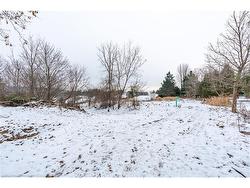 7 Ridgewood Boulevard  Dundas, ON L9H 7A4