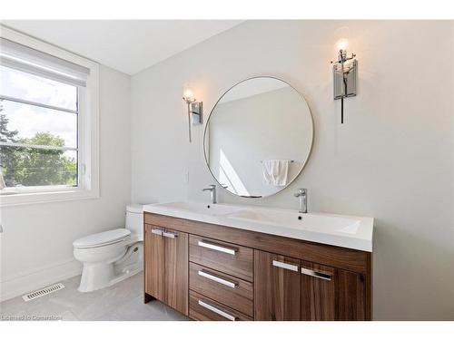 265 Woodale Avenue, Oakville, ON - Indoor Photo Showing Bathroom