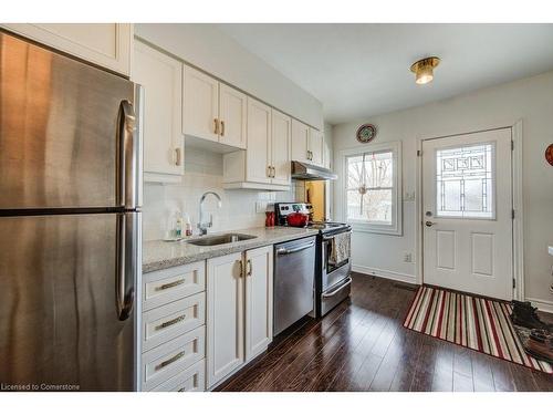 245 Wellington Street N, Hamilton, ON - Indoor Photo Showing Kitchen