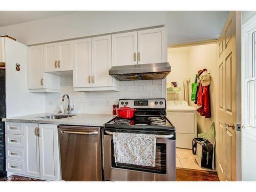 245 Wellington Street N, Hamilton, ON - Indoor Photo Showing Kitchen