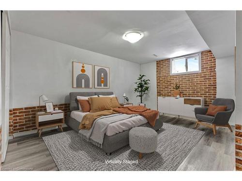 15 Mellenby Street, Stoney Creek, ON - Indoor Photo Showing Bedroom