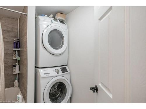 397 East 28Th Street, Hamilton, ON - Indoor Photo Showing Laundry Room