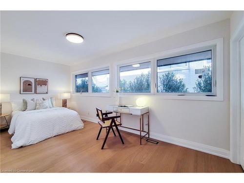 72 Auchmar Road, Hamilton, ON - Indoor Photo Showing Bedroom