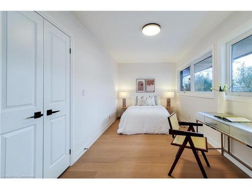 72 Auchmar Road, Hamilton, ON - Indoor Photo Showing Bedroom