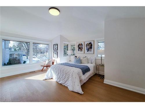 72 Auchmar Road, Hamilton, ON - Indoor Photo Showing Bedroom