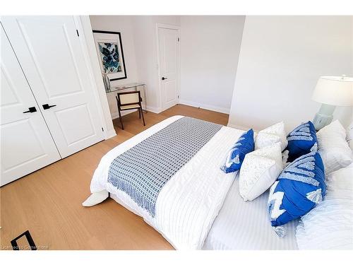 72 Auchmar Road, Hamilton, ON - Indoor Photo Showing Bedroom