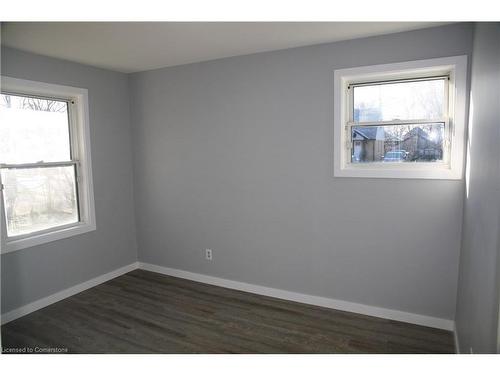 142 Elizabeth Crescent, Dunnville, ON - Indoor Photo Showing Other Room