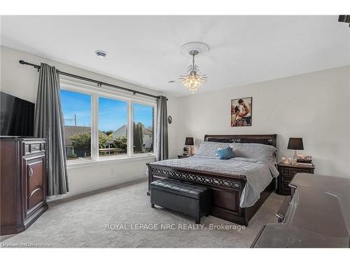 14 Tuscany Court, St. Catharines, ON - Indoor Photo Showing Bedroom