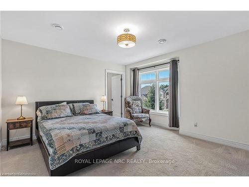 14 Tuscany Court, St. Catharines, ON - Indoor Photo Showing Bedroom