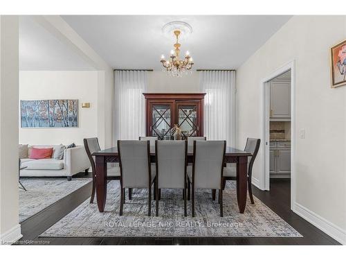 14 Tuscany Court, St. Catharines, ON - Indoor Photo Showing Dining Room