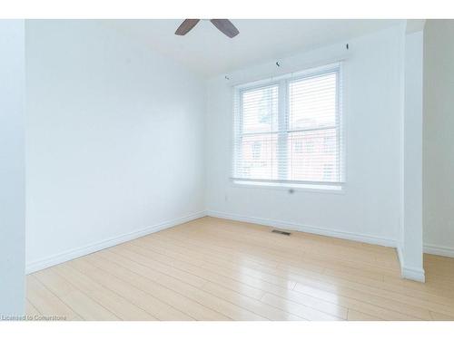 270 King Street W, Hamilton, ON - Indoor Photo Showing Other Room