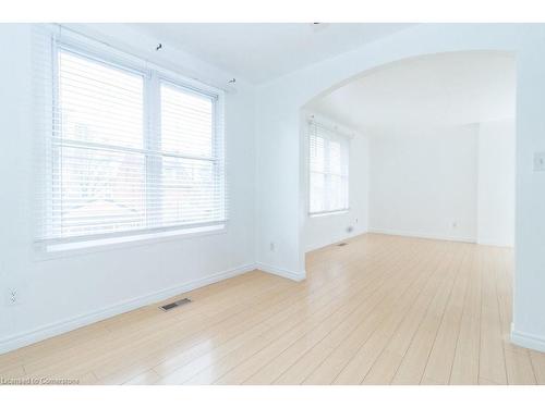 270 King Street W, Hamilton, ON - Indoor Photo Showing Other Room