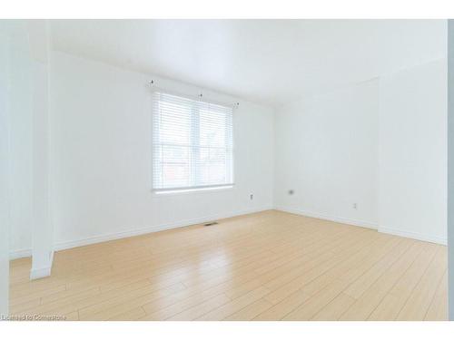 270 King Street W, Hamilton, ON - Indoor Photo Showing Other Room