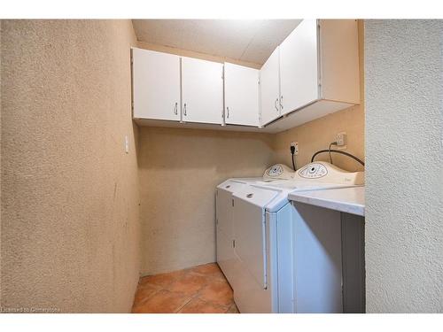 204 Picton Street E, Hamilton, ON - Indoor Photo Showing Laundry Room