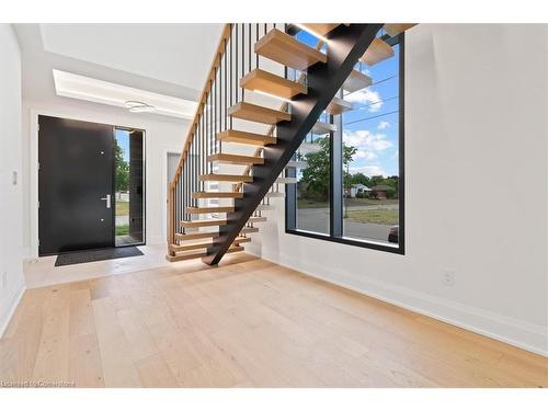 253 Federal Street, Stoney Creek, ON - Indoor Photo Showing Other Room