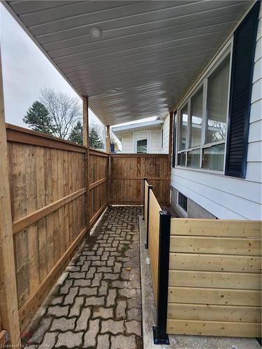 21 Mcintosh Avenue, Hamilton, ON - Indoor Photo Showing Other Room