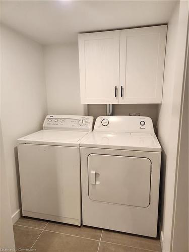 21 Mcintosh Avenue, Hamilton, ON - Indoor Photo Showing Laundry Room