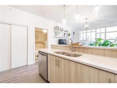 102-10 Concord Place, Grimsby, ON - Indoor Photo Showing Kitchen With Double Sink