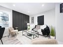 582 Roxborough Avenue, Hamilton, ON  - Indoor Photo Showing Living Room 