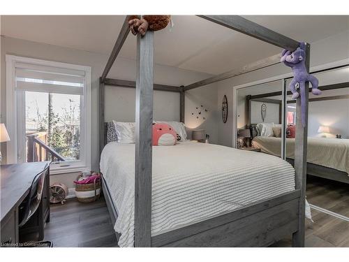 1291 Princeton Crescent, Burlington, ON - Indoor Photo Showing Bedroom