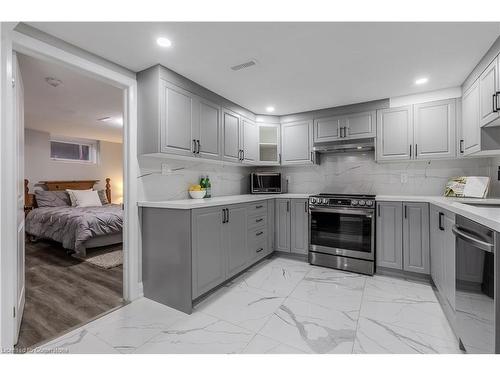 1291 Princeton Crescent, Burlington, ON - Indoor Photo Showing Kitchen