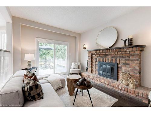 2182 Maplewood Drive, Burlington, ON - Indoor Photo Showing Living Room With Fireplace