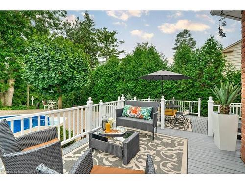 2182 Maplewood Drive, Burlington, ON - Outdoor With Deck Patio Veranda