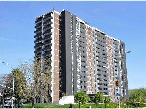 1502-2055 Upper Middle Road, Burlington, ON - Outdoor With Facade