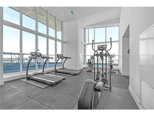 1106-297 Oak Walk Drive, Oakville, ON - Indoor Photo Showing Gym Room