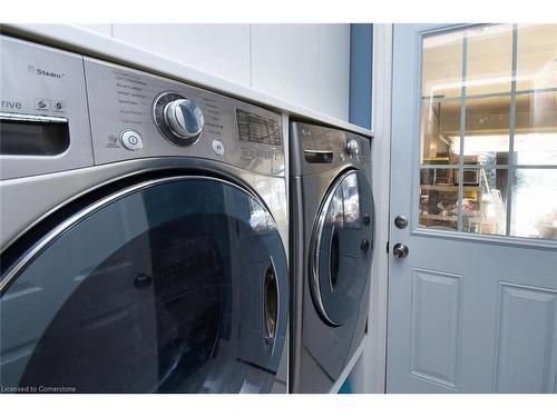 29 Hyslop Drive, Caledonia, ON - Indoor Photo Showing Laundry Room