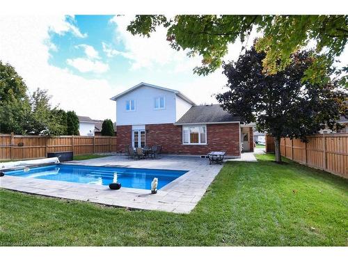 29 Hyslop Drive, Caledonia, ON - Outdoor With In Ground Pool With Backyard