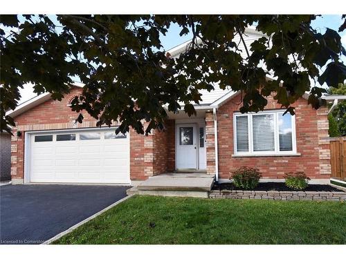 29 Hyslop Drive, Caledonia, ON - Indoor Photo Showing Other Room